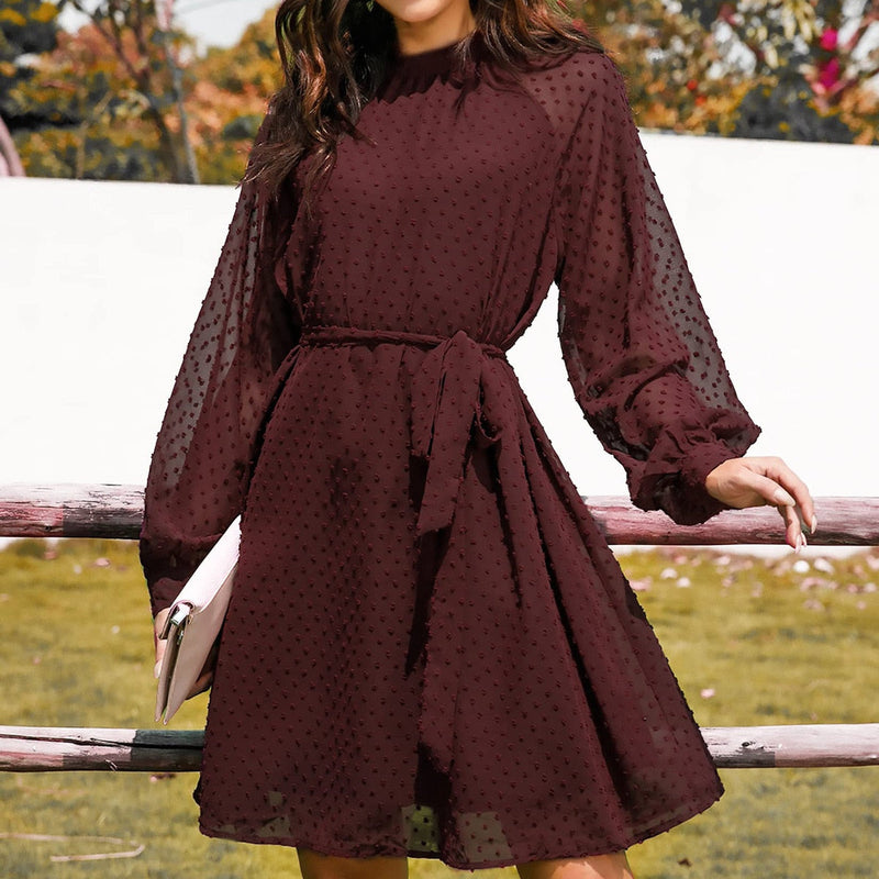 Elegantes Dunkelrotes Kleid mit Polka Dots für dich