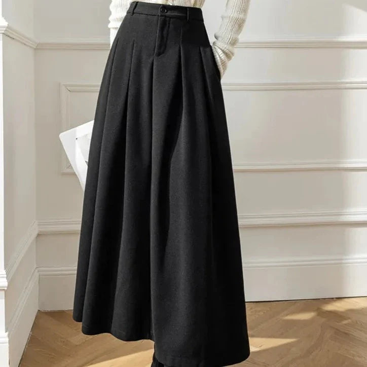 Monika - Eleganter Damenrock aus Wolle für stilvolle Auftritte