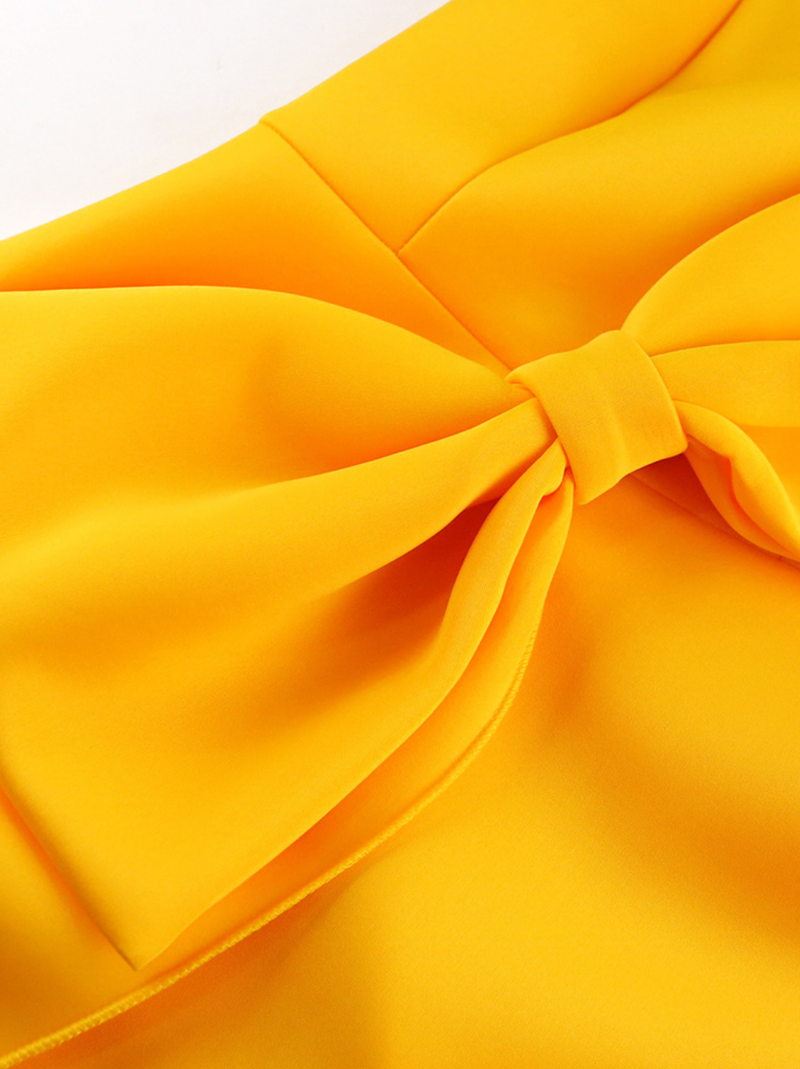 Elegantes Leichtes mit Schleifenverzierung für dich Kleid