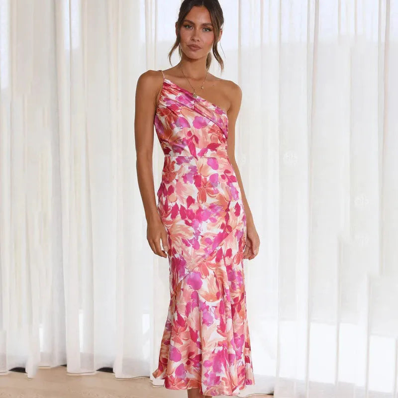 Weiches Kleid mit Blumenmuster für dich im Sommerstil