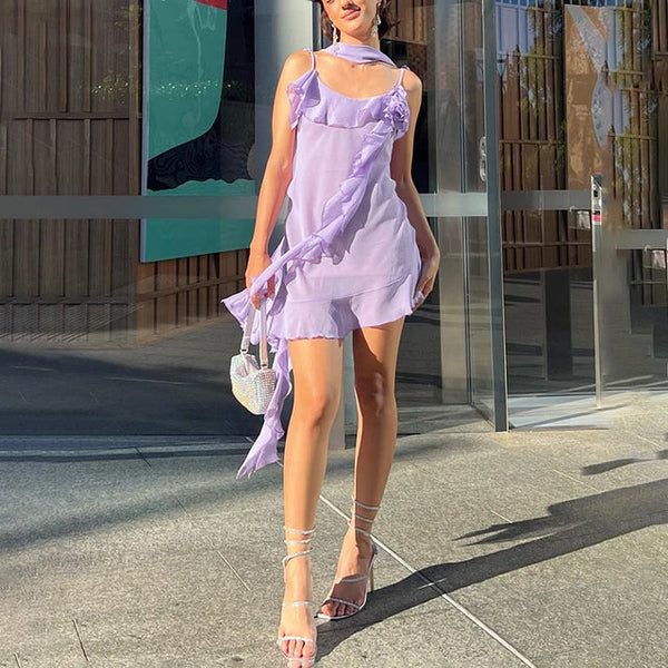 Luftiges Minzkleid mit Rüschenschichten