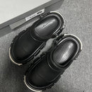 Bequemes - Coole Punk-Nieten-Plattformschlappen für dich