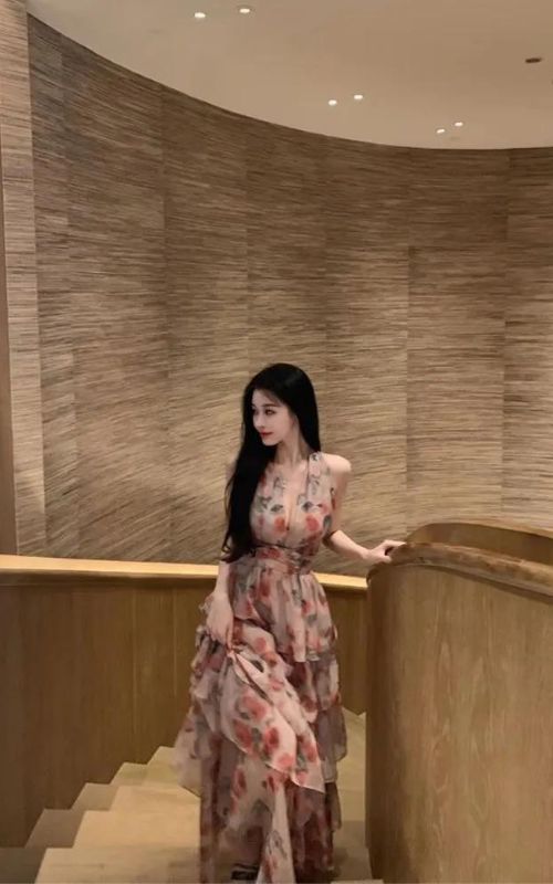 Elegantes Maxikleid Josefine für Damen mit fließendem Schnitt