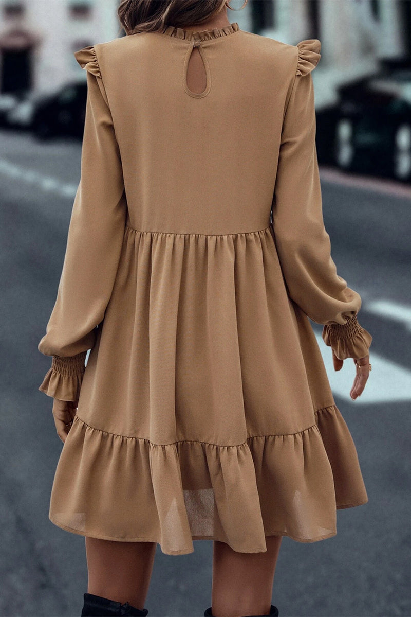 Elegantes Beiges Kleid Mit Frischem Kragen Für Frauen