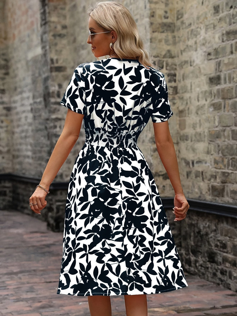 Schmeichelhaftes Elegantes Kleid mit Wickelausschnitt für dich