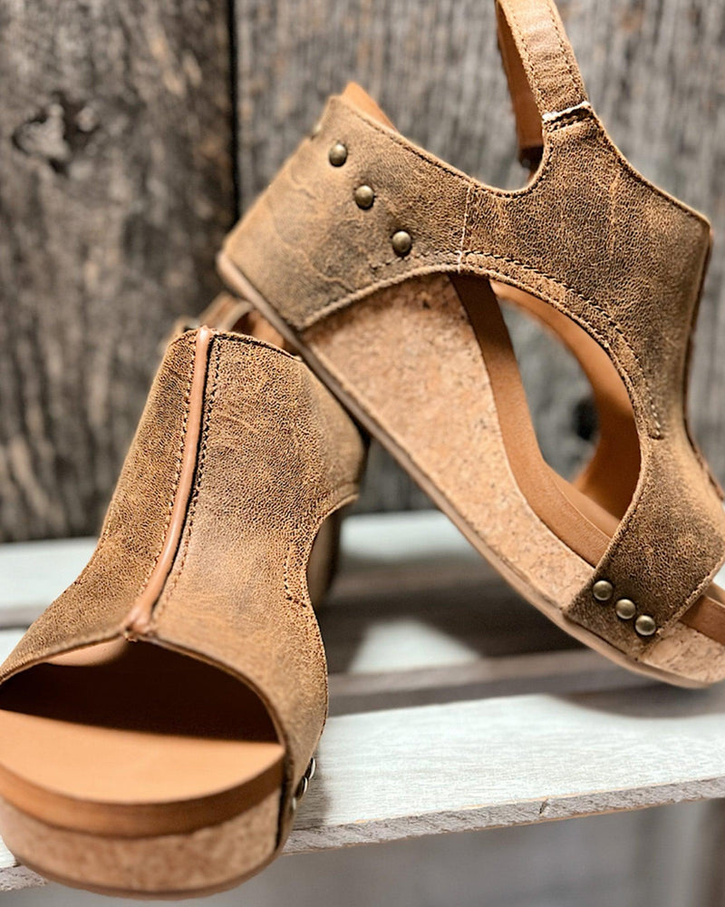 Kuschelige Damen Sandalen mit Keilabsatz aus Kork