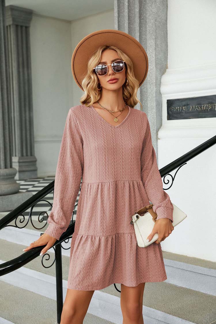 Elegantes Rosa Kleid mit Rüschen für dich zum Feiern
