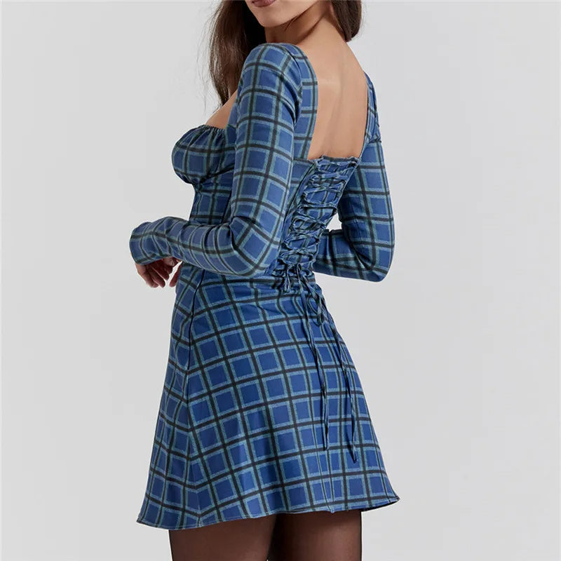 Schickes Kariertes Minikleid mit Herzausschnitt für Damen