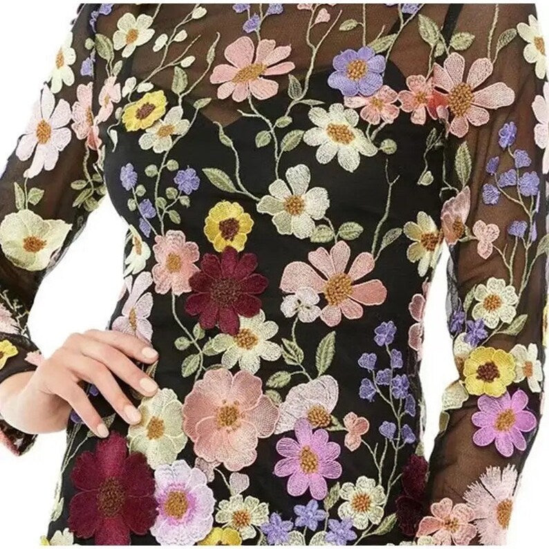 Warmes und Handgefertigtes Blumenkleid für Dich kaufen