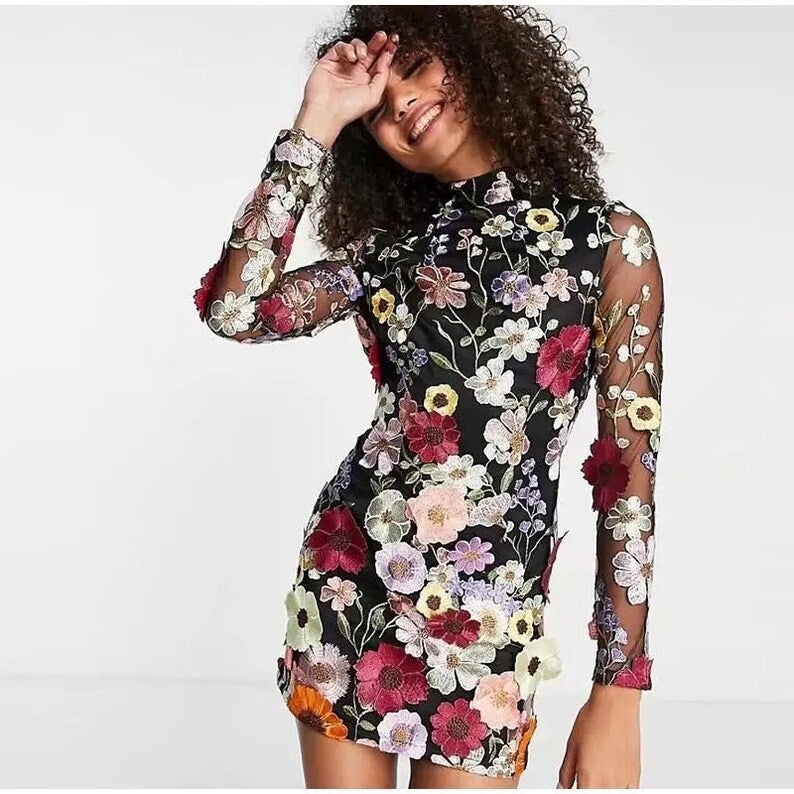 Warmes und Handgefertigtes Blumenkleid für Dich kaufen
