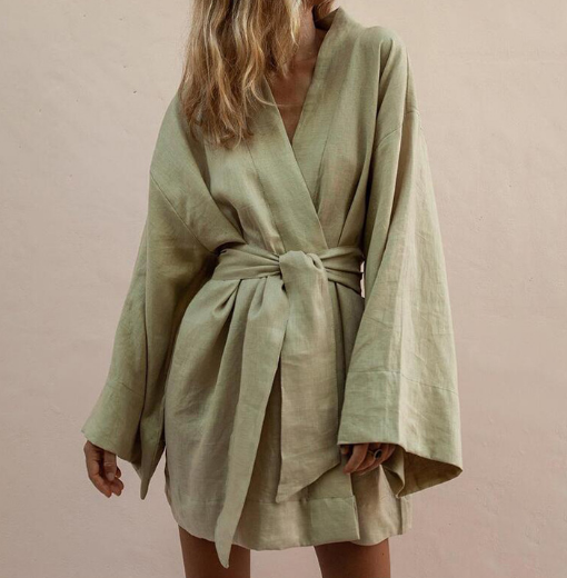 Elegantes Emma -Kimono Mini Kleid für Vielseitige Anlässe