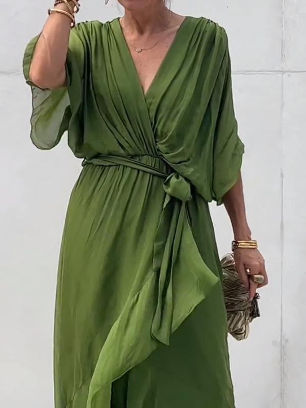 Elegantes Kleid mit V-Ausschnitt für dich im Alltag