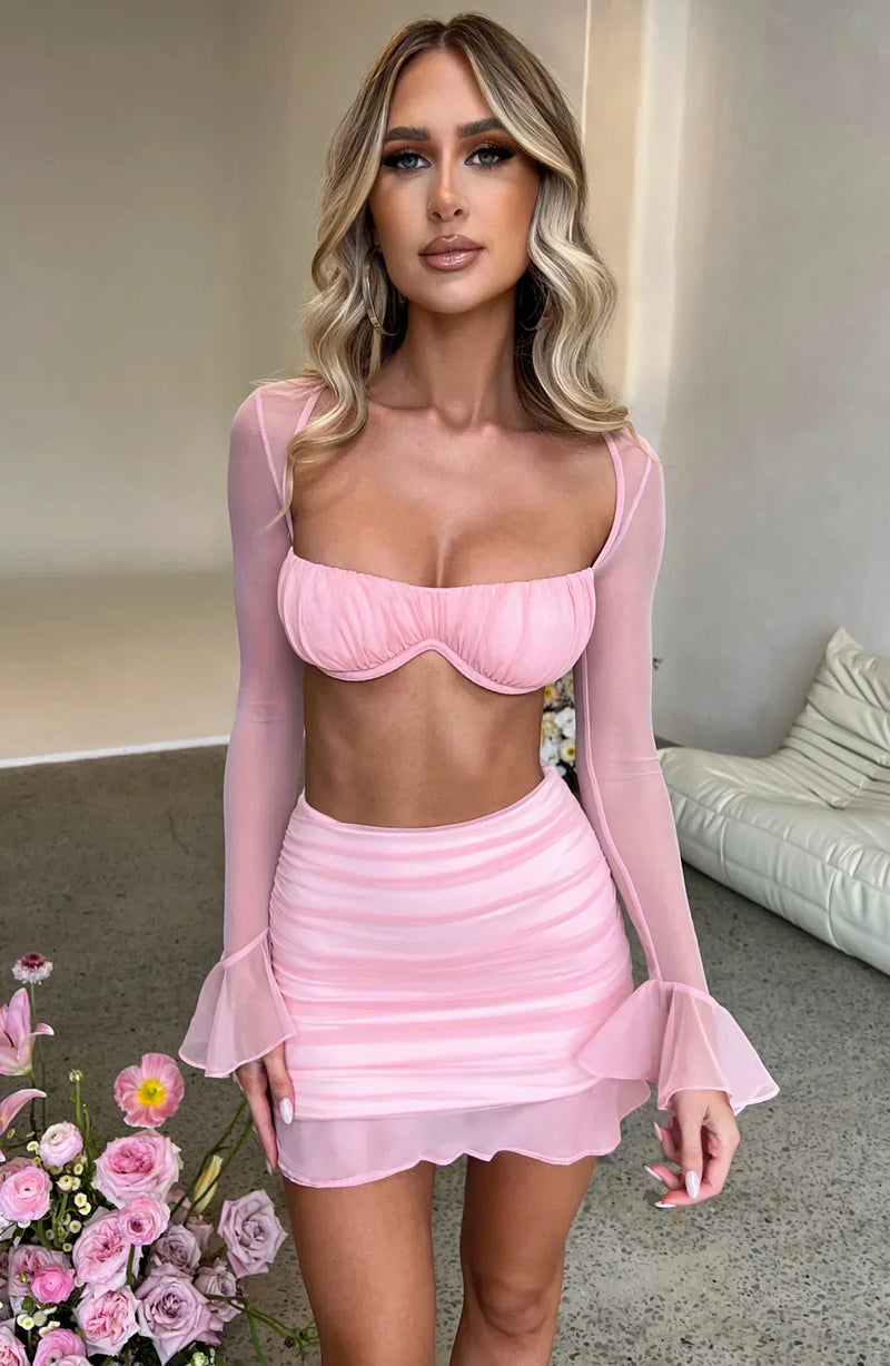 Stylisches und bequemes Kleid für fröhliche Frauen