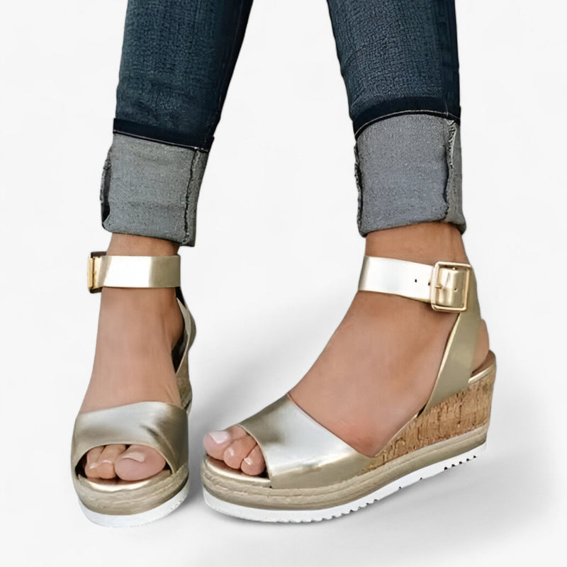 Bequeme und Leichte Vegane Leder-Keilsandalen für dich