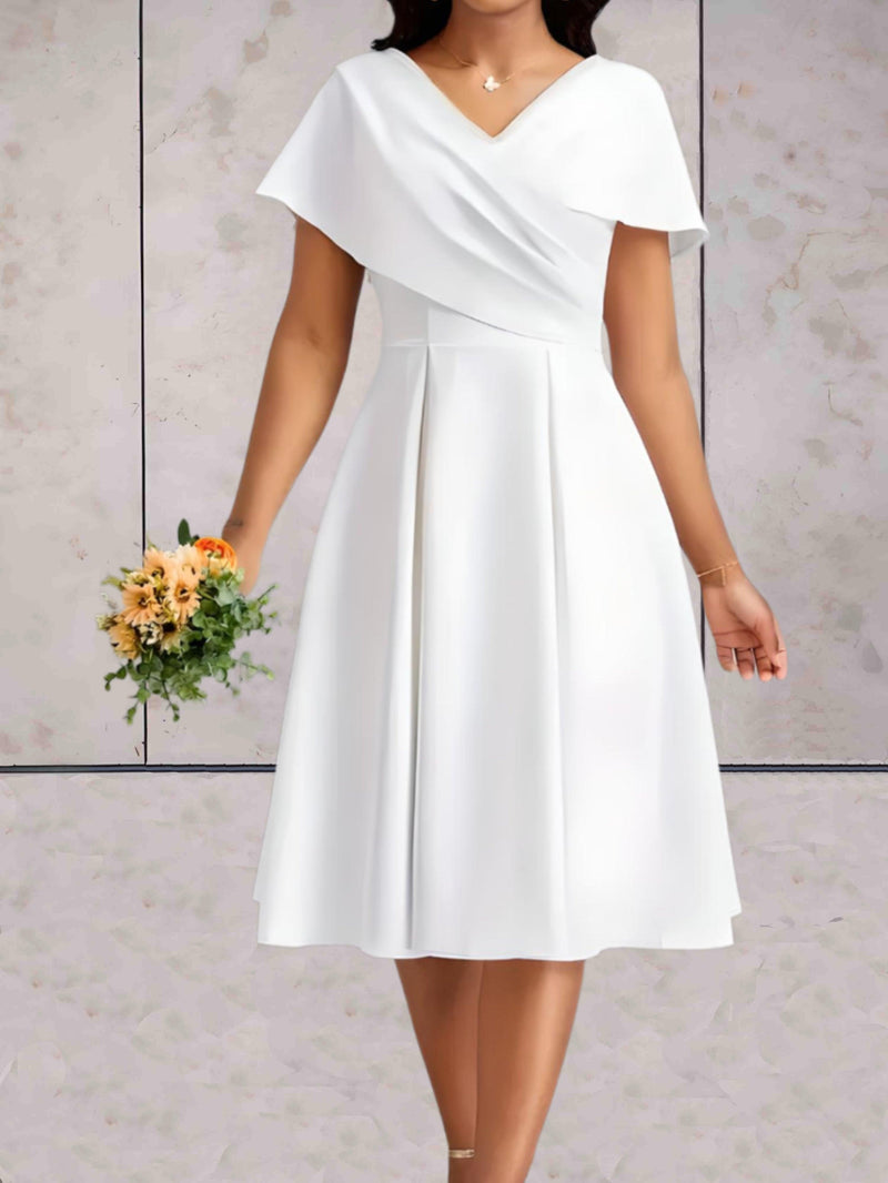 Emma- Minimalistisches Mini-Brautkleid für Elegante Bräute