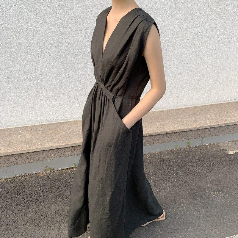 Elegantes Maxikleid für Damen im Wickelschnitt von Sabine