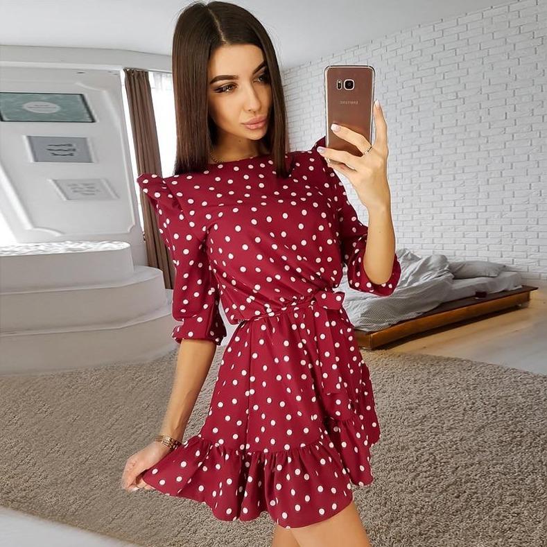 Elegantes Minikleid mit 3/4 Ärmeln für jeden Anlass