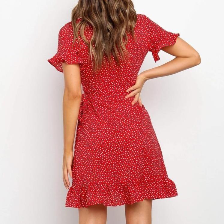 Elegantes Pünktchen für dich - Schickes Kleid für Frauen