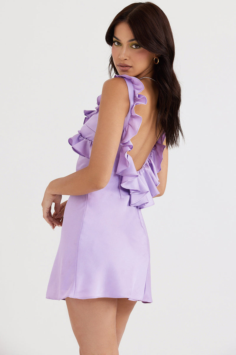 Minikleid mit Rüschen für einen eleganten Sommerlook