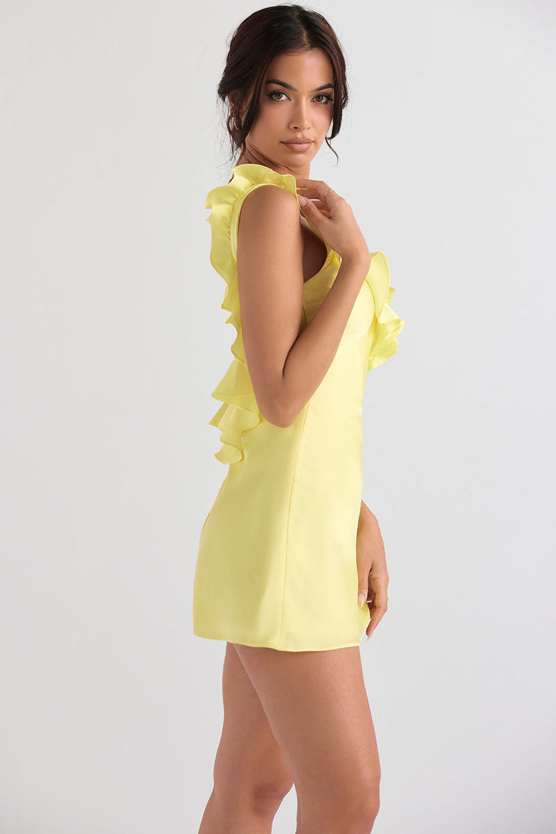 Minikleid mit Rüschen für einen eleganten Sommerlook
