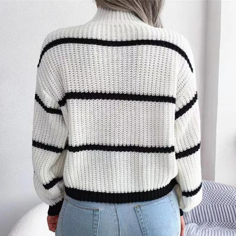 Weicher Damenpullover mit modernem Schnitt und hohem Kragen