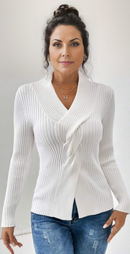 Weicher Weißer Pullover Für Gemütliche Tage Zuhause