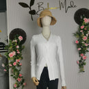 Weicher Weißer Pullover Für Gemütliche Tage Zuhause